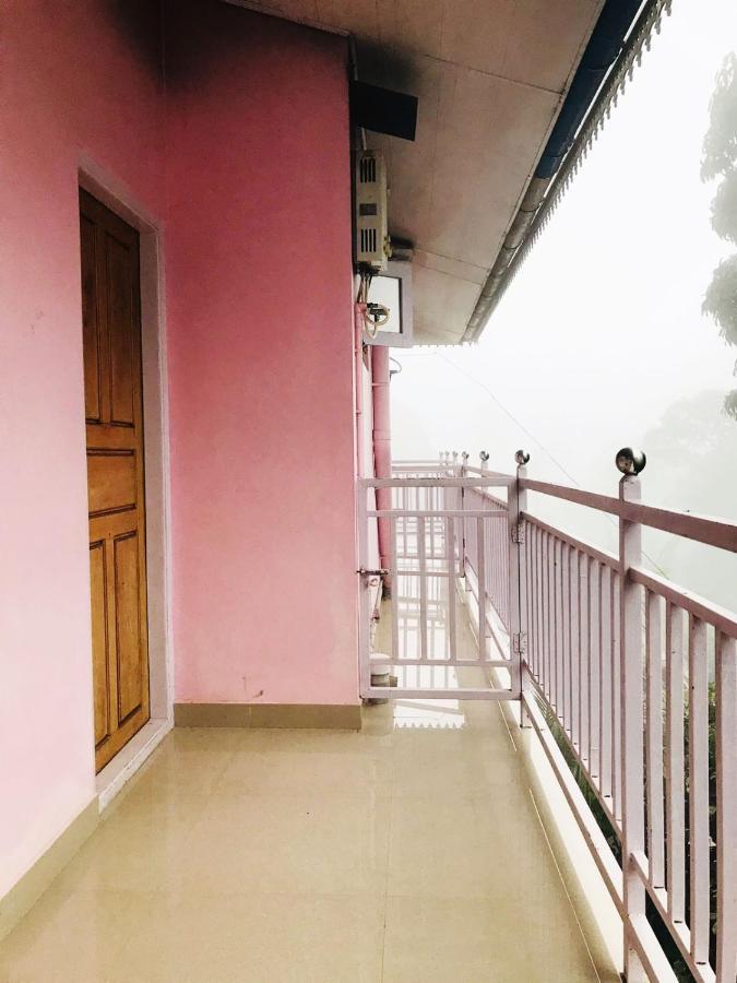 Drizzle Valley Cottage Munnar Eksteriør billede