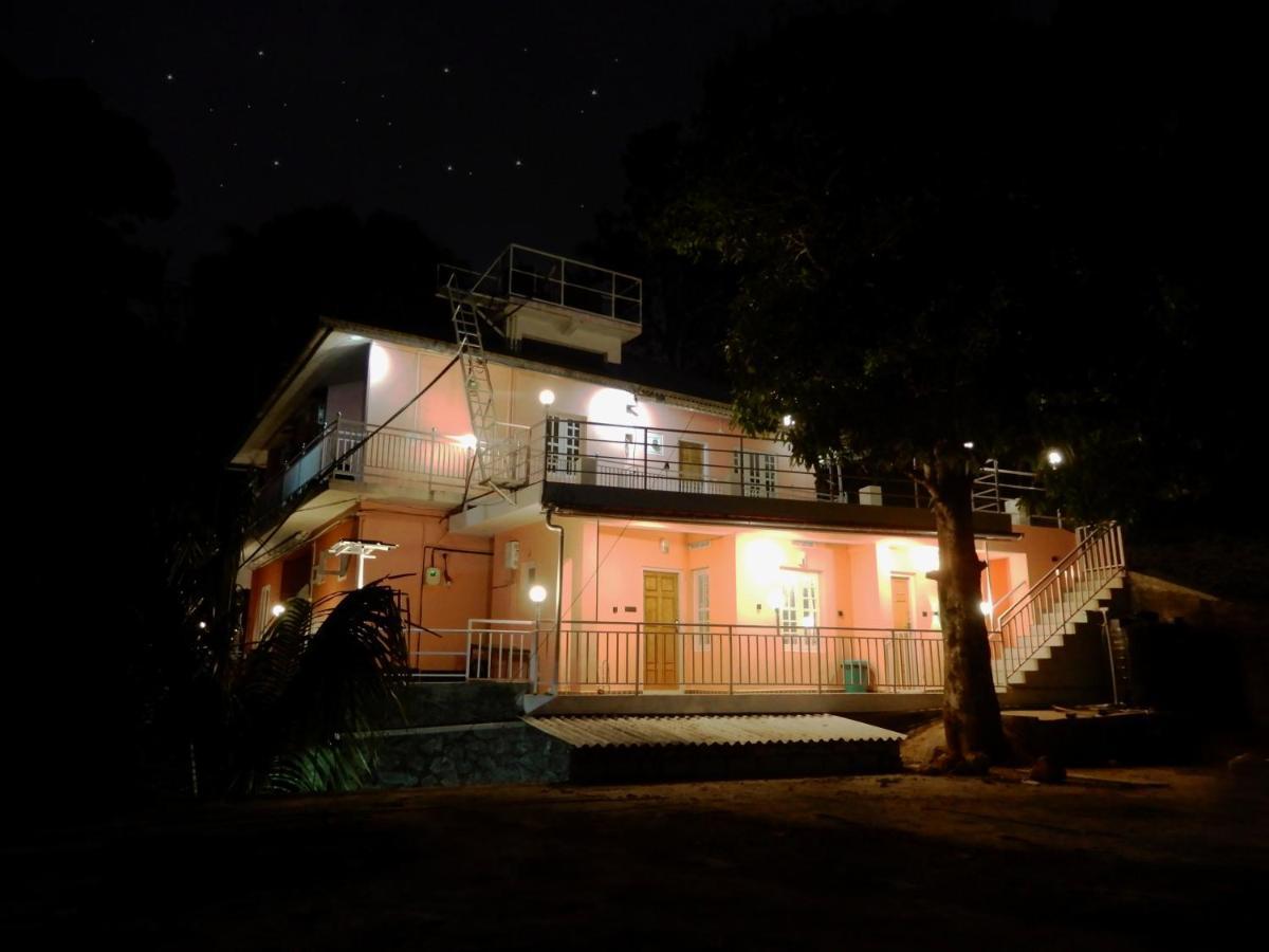Drizzle Valley Cottage Munnar Eksteriør billede